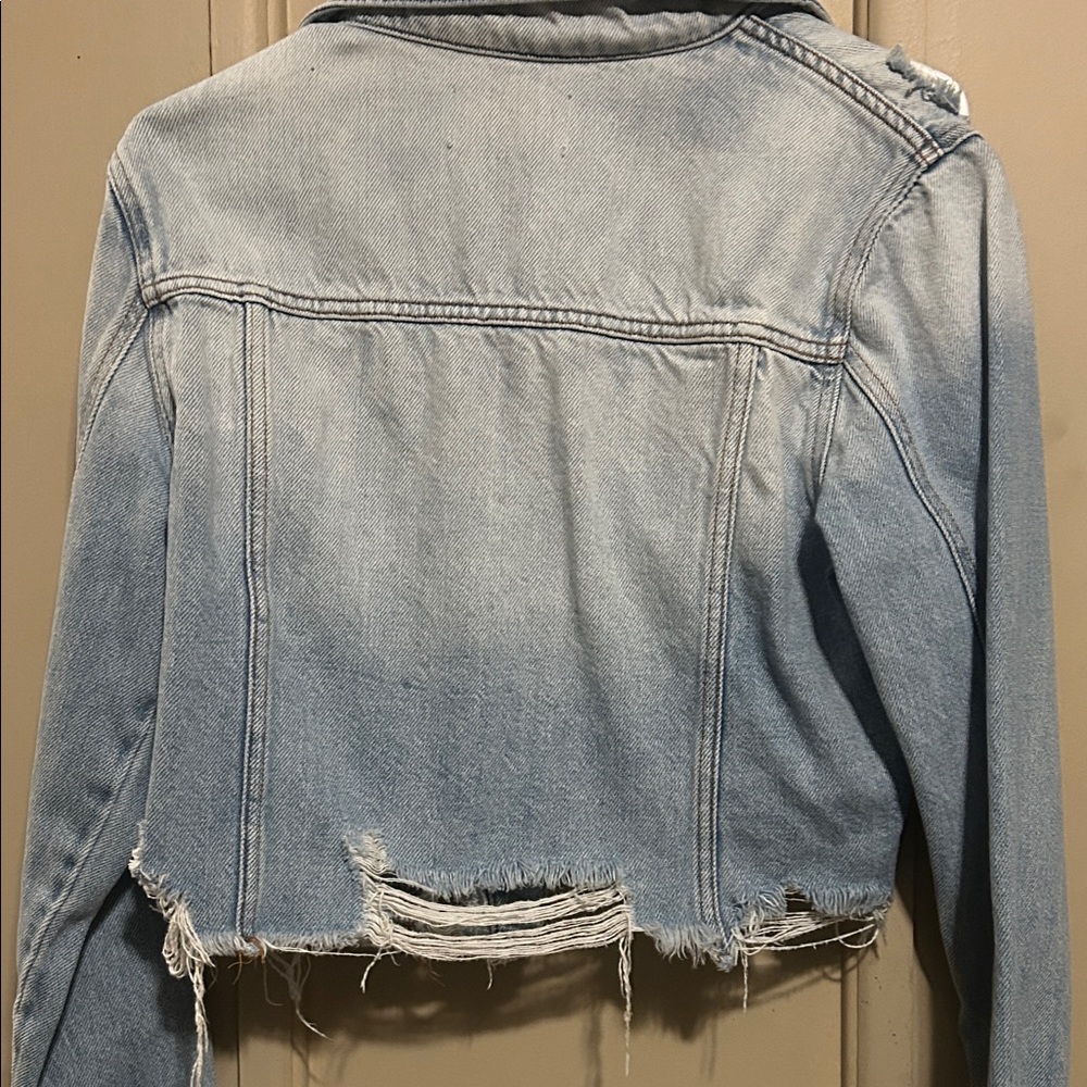 Distressed denim jacket - Picture 7 of 9
